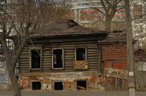 Власти Екатеринбурга снесут два дома на улице Шейнкмана