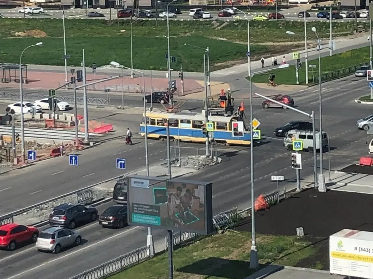 Первый тестовый трамвай проехал по Академическому району Екатеринбурга