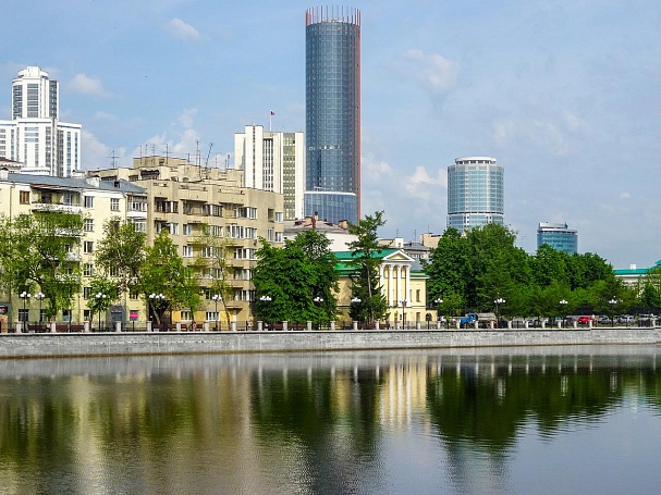 Покупательская активность на рынке недвижимости Екатеринбурга снизилась на 80%